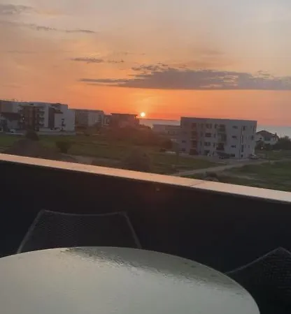 Apartament Deiu Holiday *