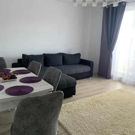 Apartament Deiu Holiday *